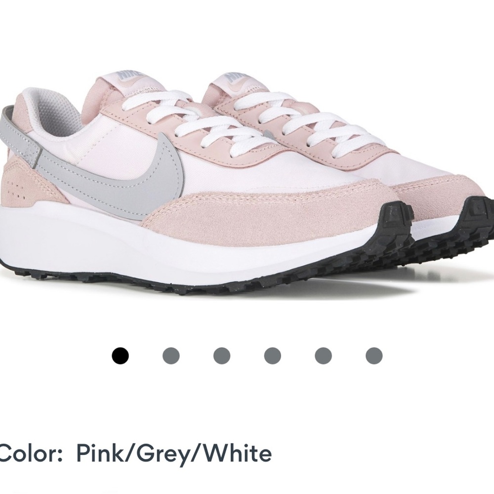 Womens 9.5 Nike Waffle Debut Sneakers
